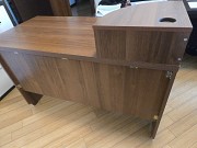 Продам письменный стол 132 см с полкой под монитор, темный орех, б/у, отличное состояние Алматы