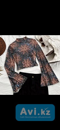 Топик - кофта женская. Размер:s. Продам за 6 тысяч Усть-Каменогорск - изображение 1