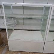 Продам витрины стеклянные Уральск