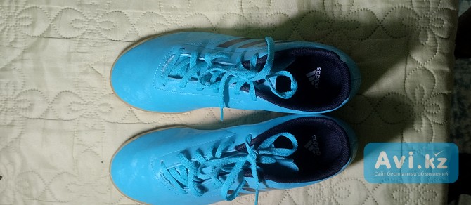 Продаю Красовский новые Adidas голубые Актобе - изображение 1