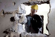 Демонтаж стен , перекрытий .отверстия в битоне Алматы