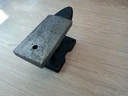 Продам настольную наковальню б/у 12, 5*6, 5 см и тиски. Торг или обмен возможны Караганда