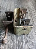 Продам Слесарные тиски-струбцину и наковальню б/у в хорошем состоянии. Торг или обмен возможны Караганда