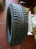 Продам две зимние шины без шипов или две с шипами Усть-Каменогорск