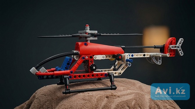 Конструктор Lego Technic 8046 — Крутой вертолёт с рабочей механикой Алматы - изображение 1