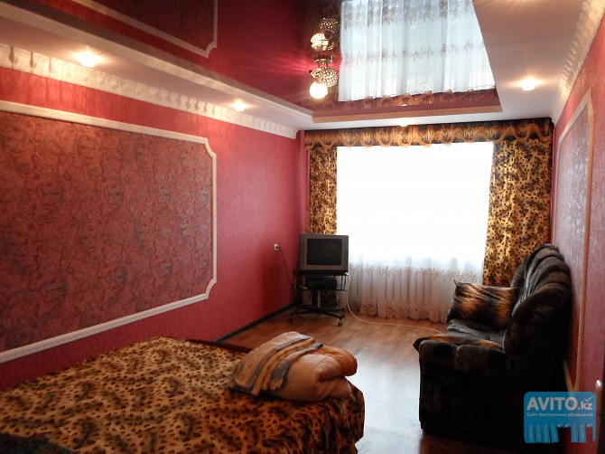 Аренда 2 комнатной квартиры посуточно Уральск - изображение 1