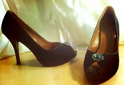 Продам туфли - 2 пары и босоножки- 2 пары, размеры с37 по 39 от 2000тг Усть-Каменогорск