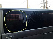 Форточка задней раздвижной левой двери на VW Caravelle T- 5 доставка из г.Астана