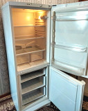 Продам холодильник отлично работает отличном состояние Актау