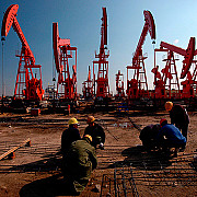 Нефть сырая товарная легкую среднию Алматы