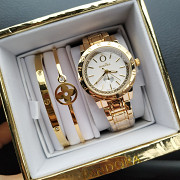 Подарочный набор Pandora. Часы с браслетами Алматы