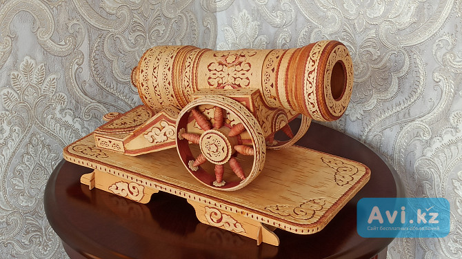 Подарочный футляр-сувенир Царь-пушка под бутылку Алматы - изображение 1