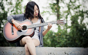 Уроки на гитаре онлайн Алматы