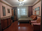 Сдам комнату в 3-х комн.девушкам, в центре (республики - Кенес Нур-Султан (Астана)