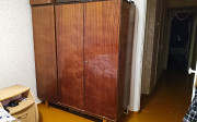 Шкаф полированный плательный трехдверный Усть-Каменогорск