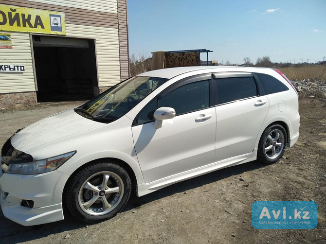 Honda Stream 2010 Другой город России - изображение 1