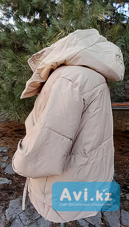 Куртка женская с капюшоном беж р 48 Алматы - изображение 1