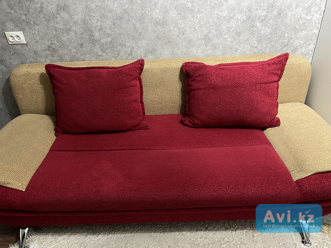 Красный диван с отсеком для вещей Тараз - изображение 1
