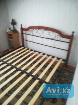 Продам кровать с матрасом, в хорошем состоянии Аксу - изображение 1