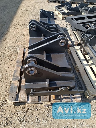 Быстросъемное устройство для фронтального погрузчика от 3 до 5 т Астана - изображение 1