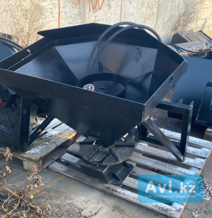 Пескоразбрасыватель на экскаватор погрузчик Астана - изображение 1