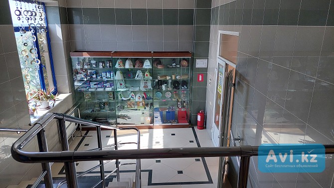 Сдам в аренду площадь с витриной в торговом центре Актау - изображение 1