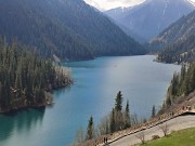 Чарынский каньон Кольсайские озера индивидуальные туры на комфортабельном минивэне прокат минивена Алматы