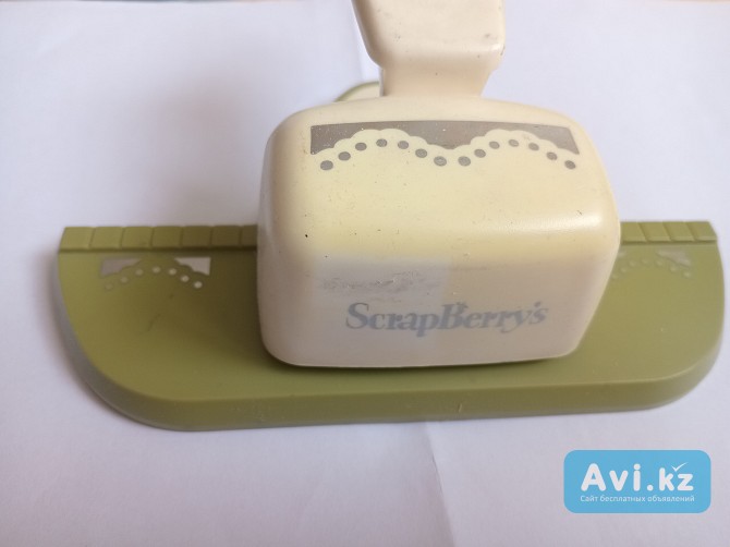 Продам степлер для скрапбукинга. Необходим для оформления фотоальбомов, пригласительных, открыток ру Усть-Каменогорск - изображение 1