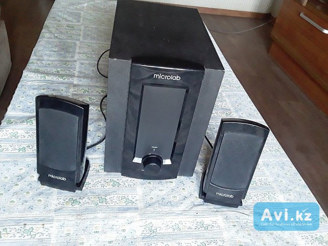 Продам Microlab M-310 сабвуфер с усилителем и двумя колонками. Выходная мощность 30 в. В отличном Усть-Каменогорск - изображение 1