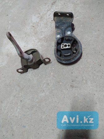 Подушка двигателя на ваз 21099 Шымкент - изображение 1