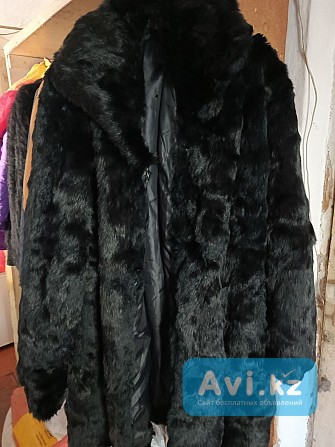 Продается шуба из меха кролика, черного цвета Алматы - изображение 1