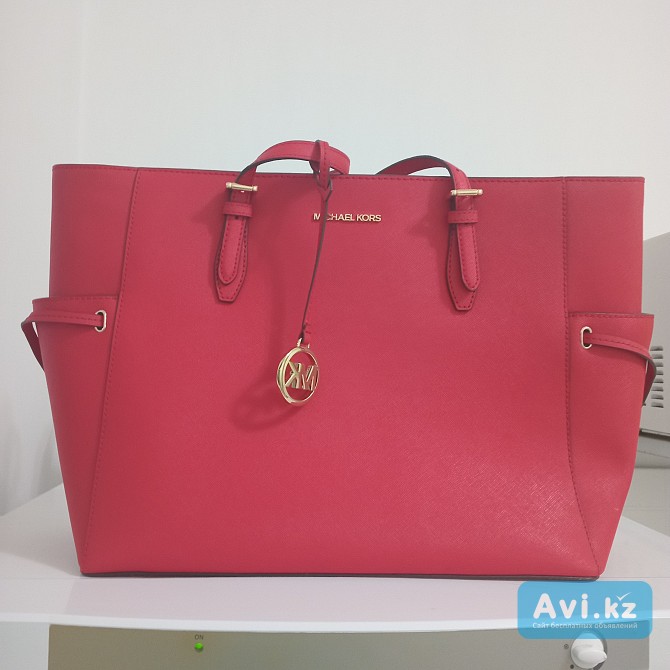 Брендовая сумка Астана - изображение 1